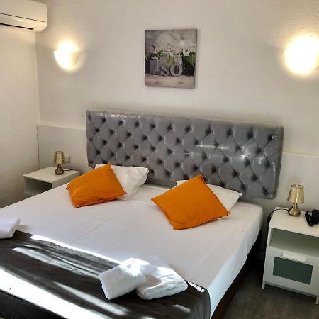 Le Castelet Hotell Saintes-Maries-de-la-Mer Eksteriør bilde