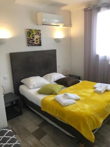 Le Castelet Hotell Saintes-Maries-de-la-Mer Eksteriør bilde