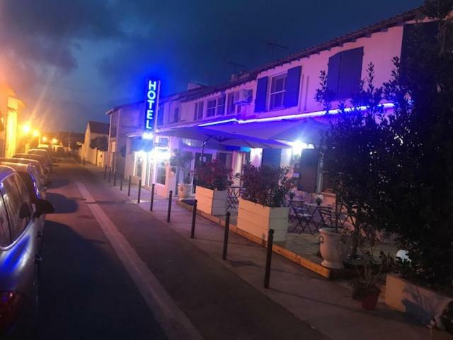 Le Castelet Hotell Saintes-Maries-de-la-Mer Eksteriør bilde