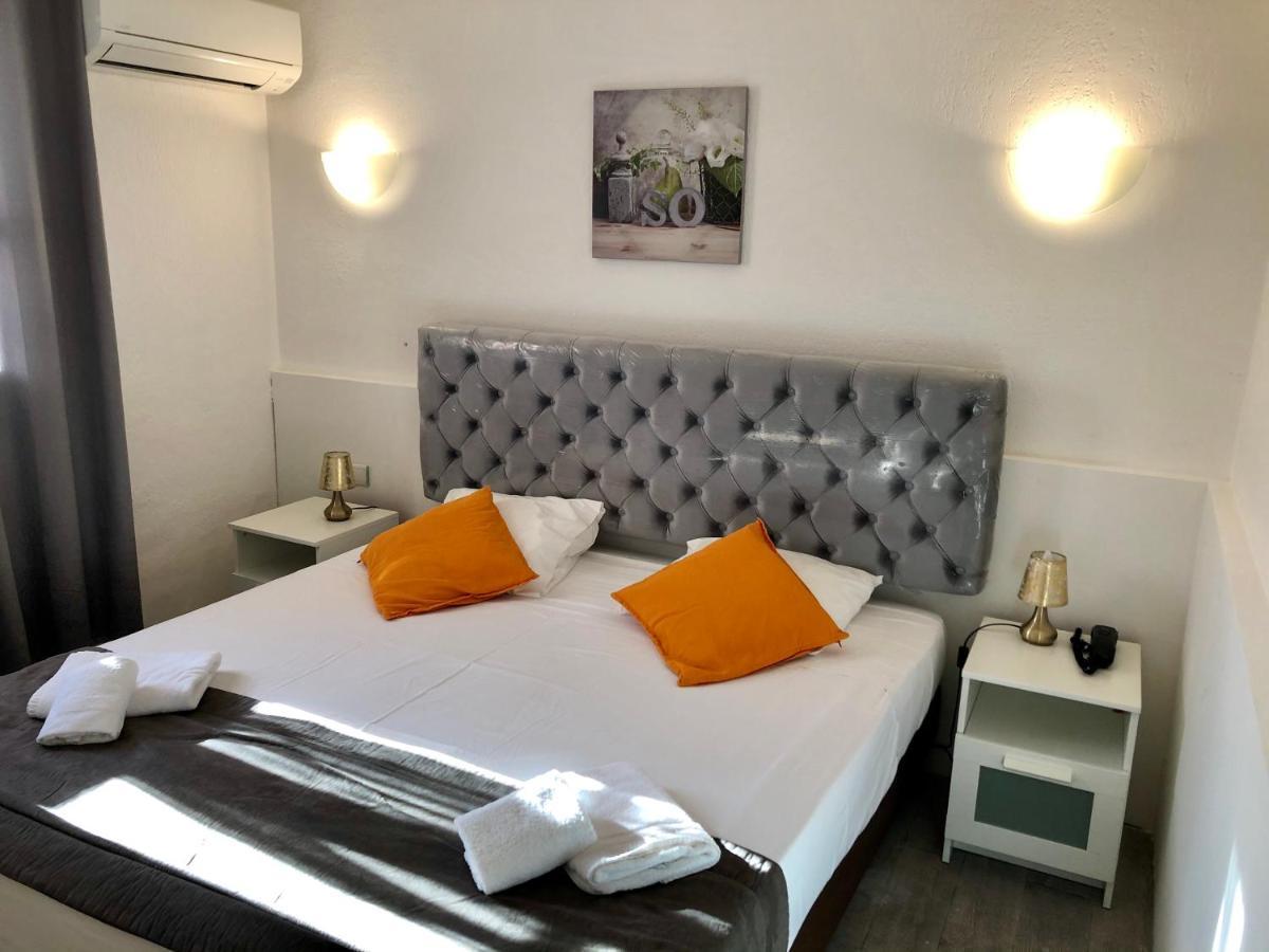 Le Castelet Hotell Saintes-Maries-de-la-Mer Eksteriør bilde