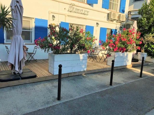 Le Castelet Hotell Saintes-Maries-de-la-Mer Eksteriør bilde
